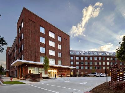 By Marriott Duke Medical Center Area 3*